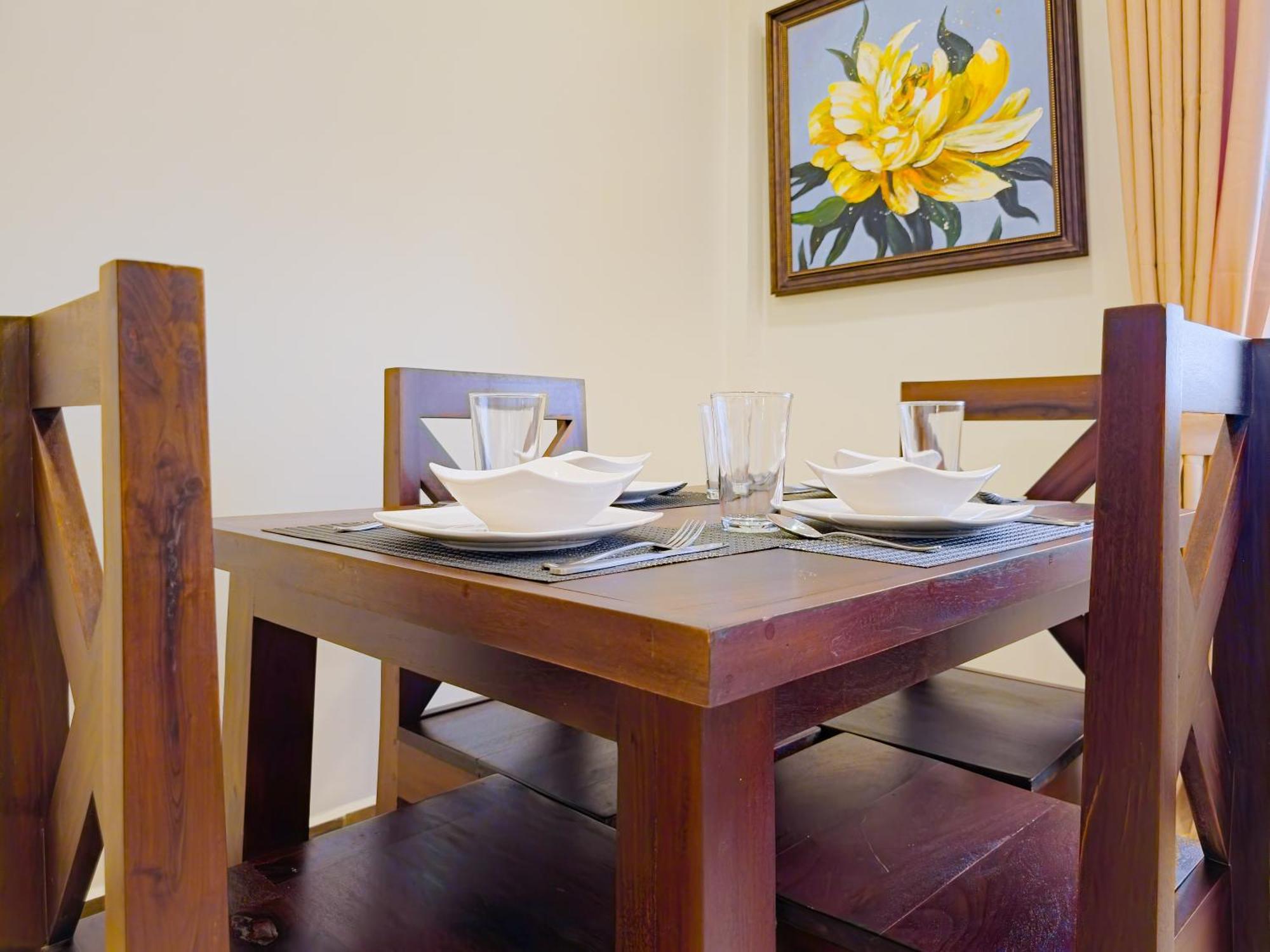 Louis' Apartments Placencia 外观 照片