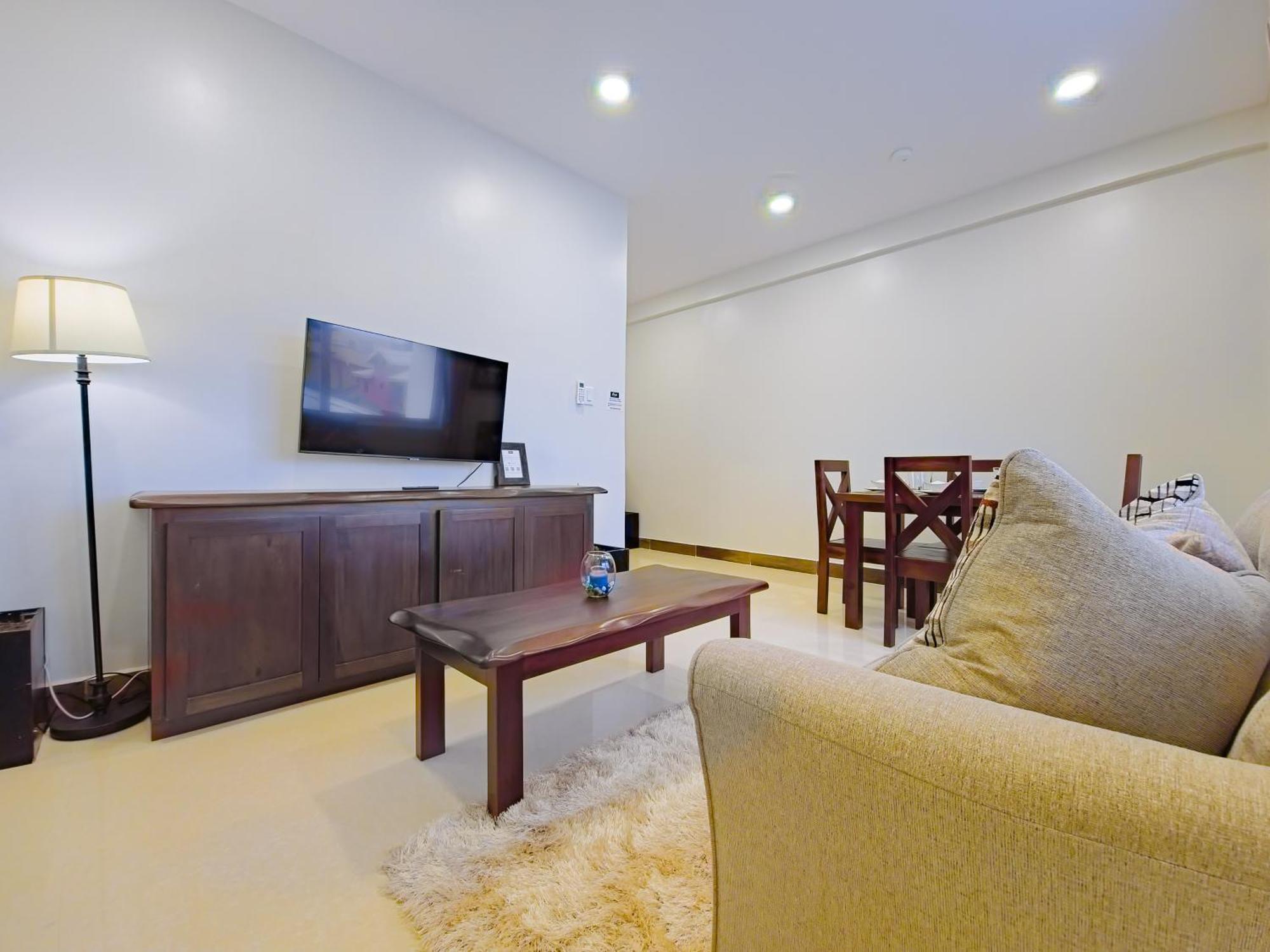 Louis' Apartments Placencia 外观 照片